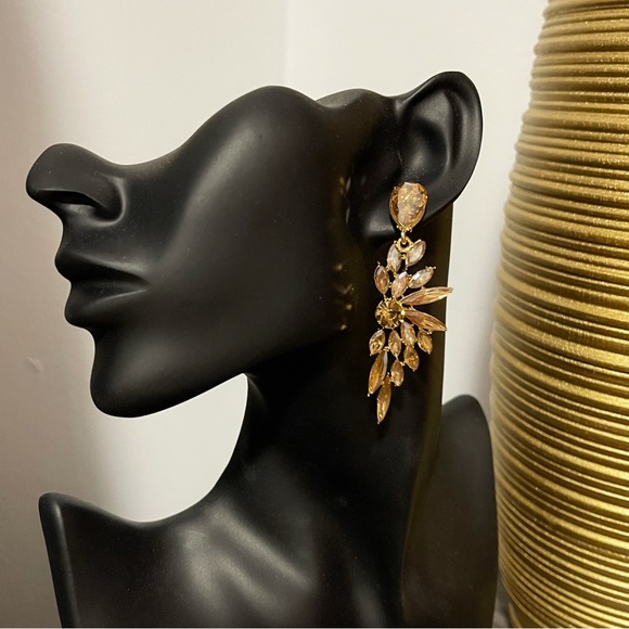 ✨Beautiful Amber Rhinestones Chandelier Drop Earrings - Picture 3 of 3